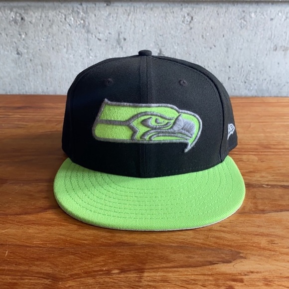 New Era Seahawks Men’s snap back Hat - Picture 2 of 8